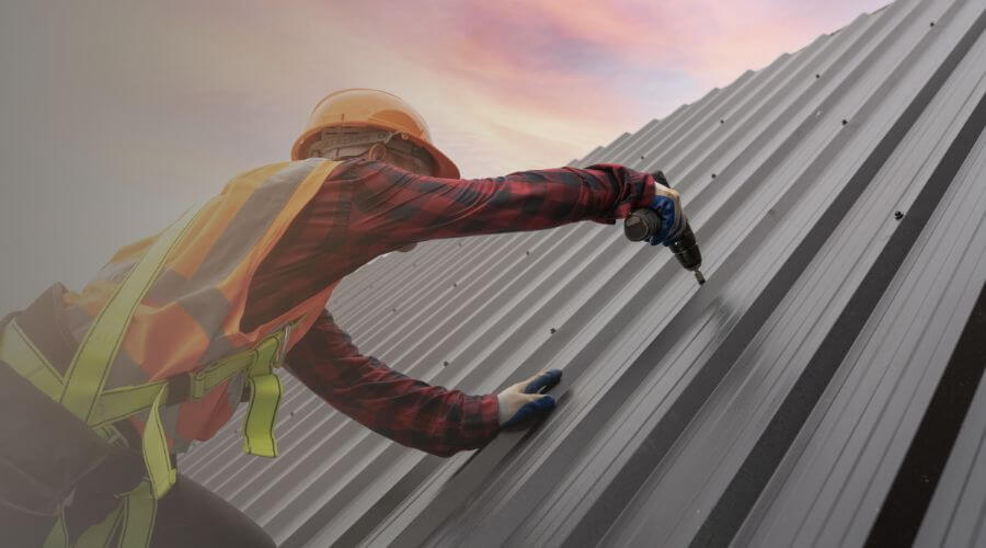 Professional gutter cleaning in Byron, CA
